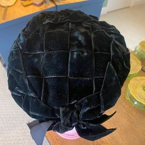 1950s Soft Velvet Pillbox Hat
